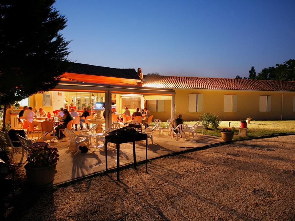 Logis Hotel Corintel Bordeaux Est Tresses Екстериор снимка