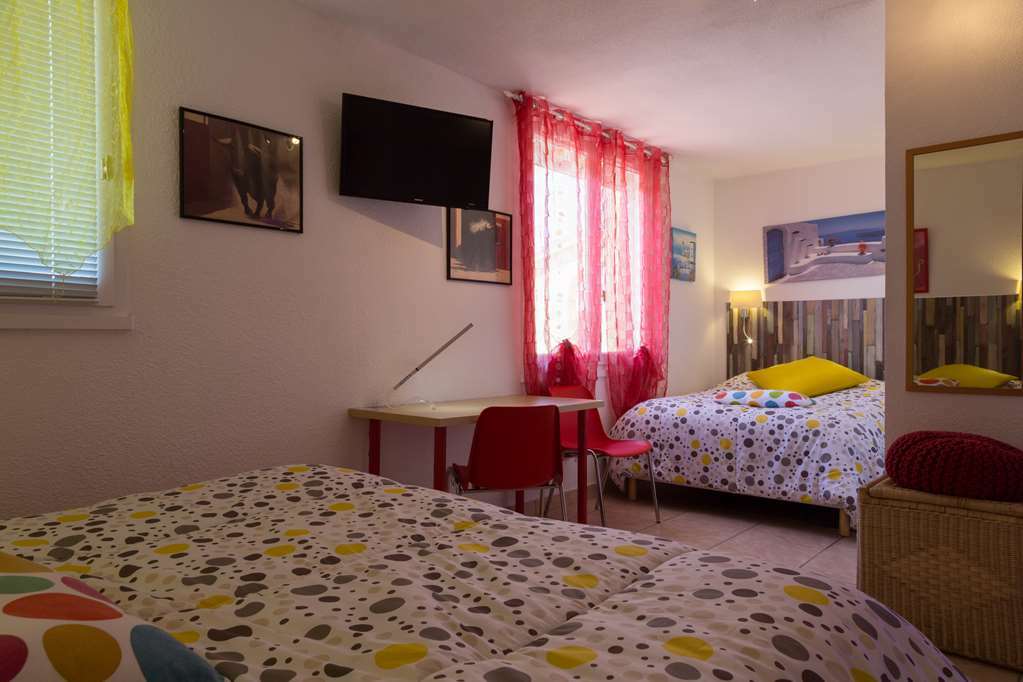 Logis Hotel Corintel Bordeaux Est Tresses Удобства снимка