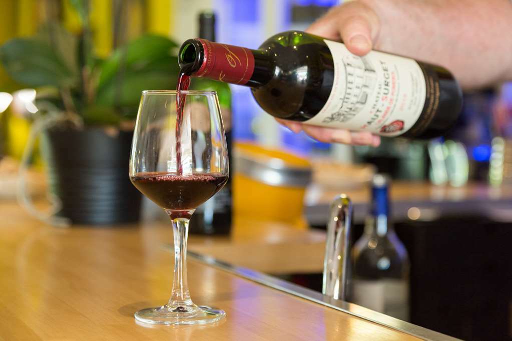 Logis Hotel Corintel Bordeaux Est Tresses Интериор снимка