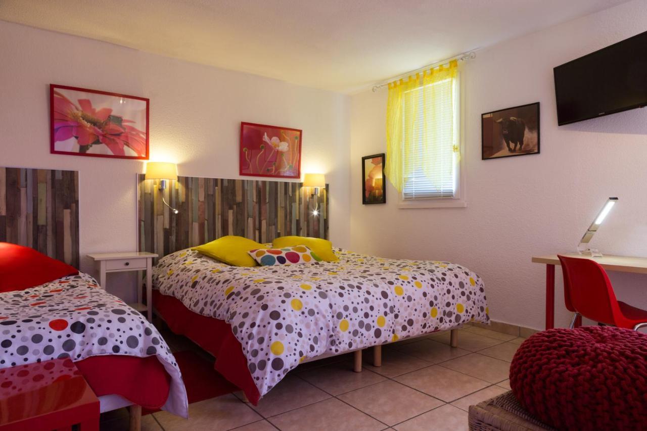 Logis Hotel Corintel Bordeaux Est Tresses Екстериор снимка